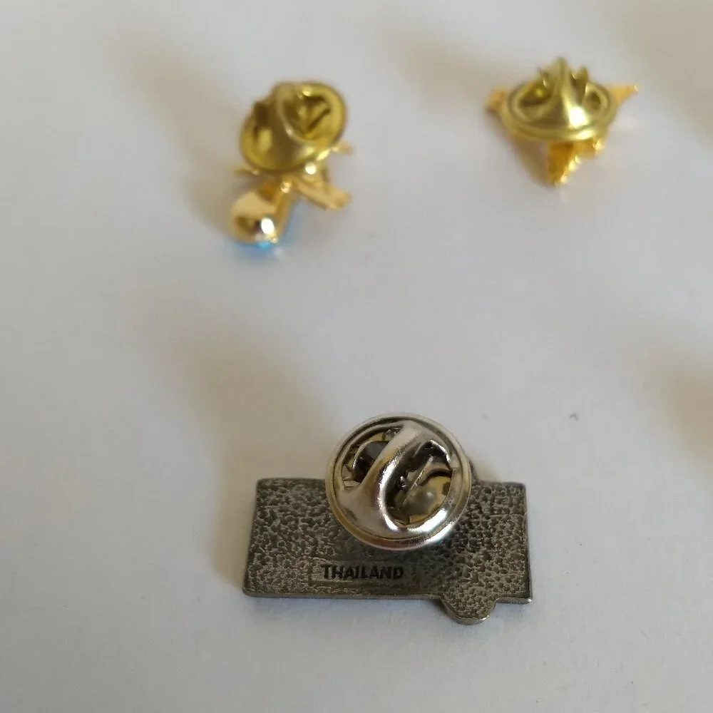 Pin Lot 6 Holiday Winter Angels Music Note Clover Gold & Silver Tones Hallmark